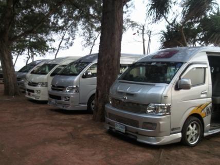 รถตู้ให้เช่า